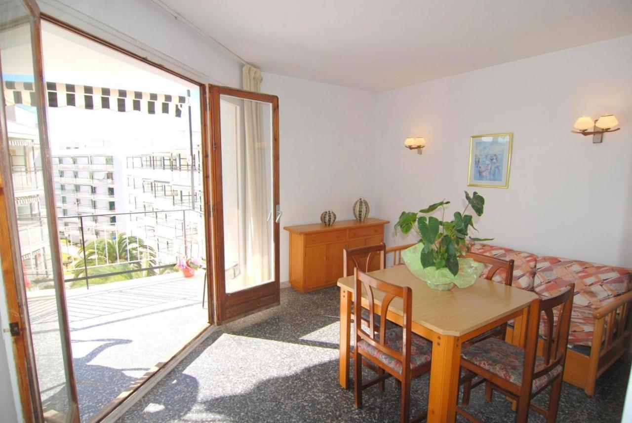 Aries Basic Apartman Salou Kültér fotó