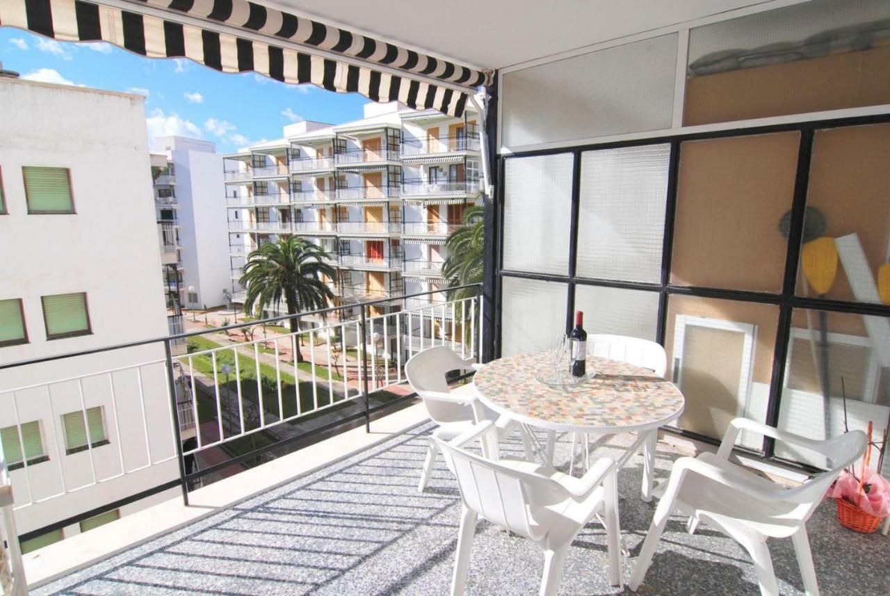 Aries Basic Apartman Salou Kültér fotó